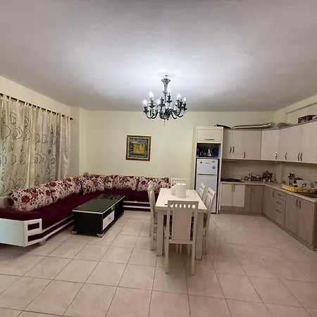 Bello Apartments Apartment
